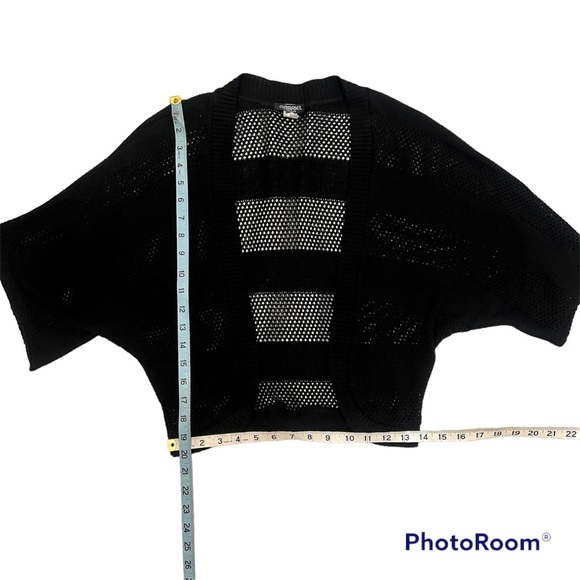 5/$20 Mesh Pattern Acrylic Short Sleeve Shrug Sweater - Picture 5 of 8